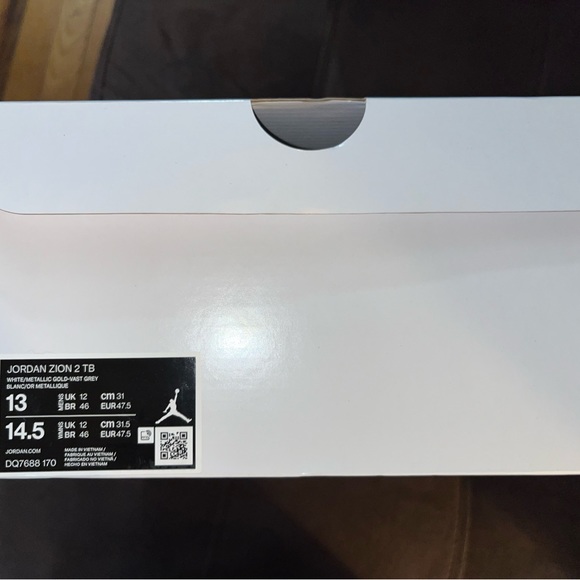 Men’s size 13 Jordan Zion 2TB
Basketball shoes - Picture 5 of 6